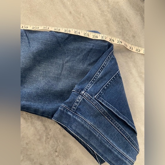 J. Jill Denim Size 6 Medium Wash Soft Stretchy 5-Pocket Leggings Skinny Jeans - Picture 8 of 12